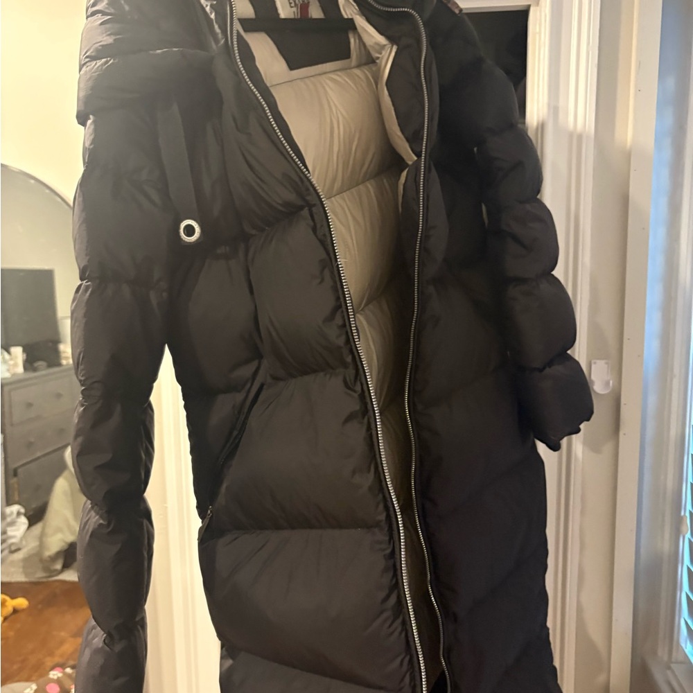 Parajumpers Black Puffer Jacket (Panda)